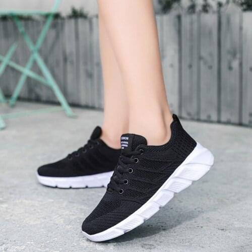 Women Sneakers Breathable Mesh Casual Shoes Ladies Outdoor Lightweight Sports Shoes EVA Sole Comfortable Sports Running Shoes