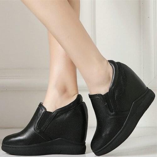 Women Breathable Leather Wedges High Heel Ankle Boots Female Low Top Round Toe Fashion Sneakers Slip On Platform Oxfords Shoes