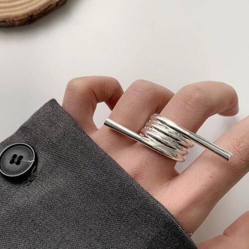 SRCOI Trendy Geometric Spiral Design Index Finger Ring Simple Punk Irregular Metal Ring Women Party Jewelry Accessories 202104