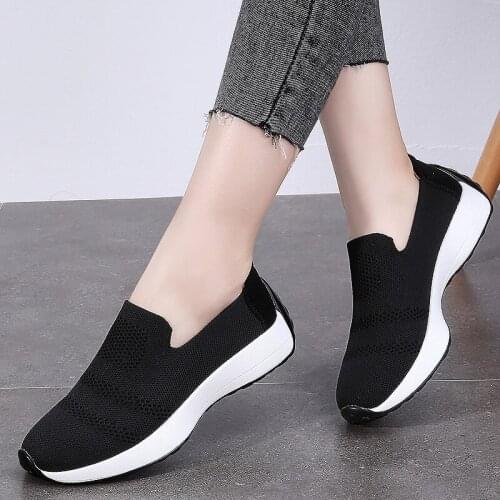Women Sneakers Fashion Breathable Mesh Casual Shoes Platform Sneakers Women Platform Slip-On Flats Shoes Woman Zapatos De Mujer