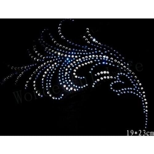 Free shipping new style rhinestone hot fix motif or hotfix rhinestone heat trasnfer in flower feather for clothing