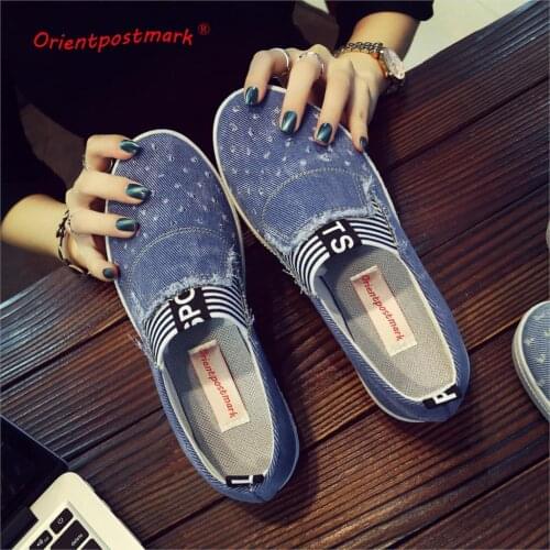 Women Denim Shoes Patchwork Walking Shoes Brand Trend Lovely Girls Canvas Thick Heel Sneakers Designer Running Platform New