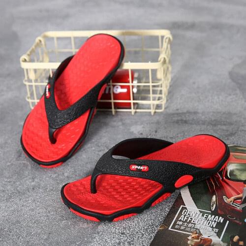 20201Men Slippers Shoes Big Size Fashion Massage Summer Water Male Sandals High Quality Flat Beach Shoes Non-slip Mens Flip Flop