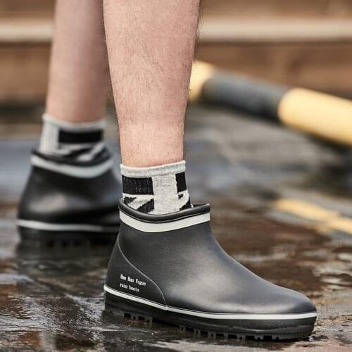 Spring and summer rain man low help han edition short tube overshoes waterproof moisture into rubber waterproof shoe boots
