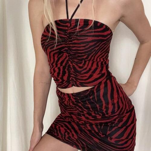 BoozRey Womens Fashion 2021 New Red and Black Contrast Printing Halter Neck Sexy Pleated Tube Top Ultra Short A-line Skirt Suit