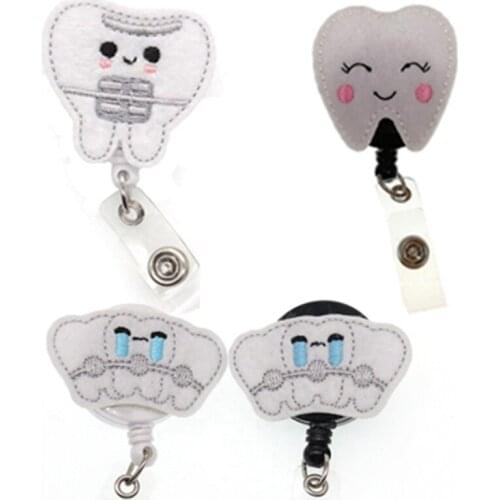 20pcs/ Lot Tooth Shape Dental Health Retractable Medical Felt Badge Holder Reel Nurse Accessories