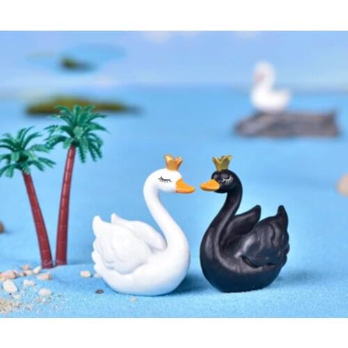 ZOCDOU1 Piece Crown Black Swan Plastic Animal Small Statue Little Figurine Crafts Figure Ornament Miniatures