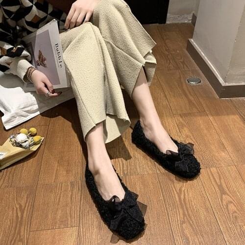 New Fashion Lace bow Peas Shoes Female Wear Wild Warm Lazy shoes A Pedal Casual Plush Shoes Winter Women shoes U12-95