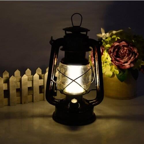 Vintage LED Lamp Lantern Energy Saving Handheld Flashlight with Hanging Hook