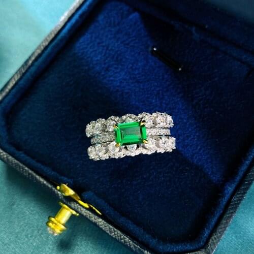 100% 925 Sterling Silver Simulated Moissanite Diamond Emerald Gemstone Wedding Engagement Ring Fine Jewelry Wholesale