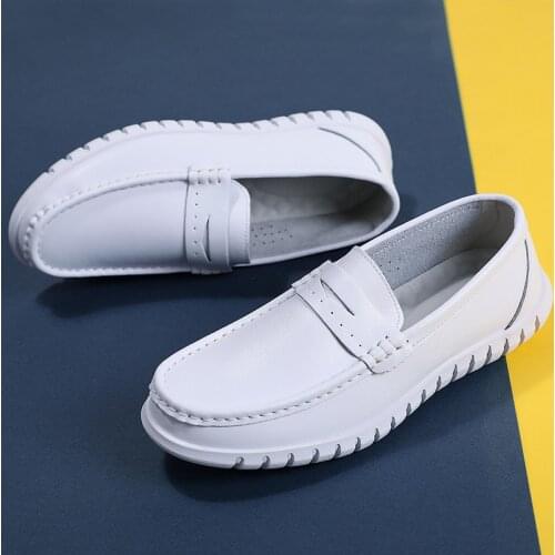 Yomior New White Men Casual Shoes Soft Leather Comfortable Doctor Nurse Work Flats Business Loafers Men Designer Shoes