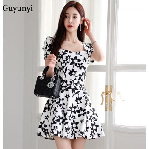 Elegant Office Lady Dress 2021 Summer Square Neck Puff Sleeve High Waist Mini Dress Fashion Flower Womens Party Dress