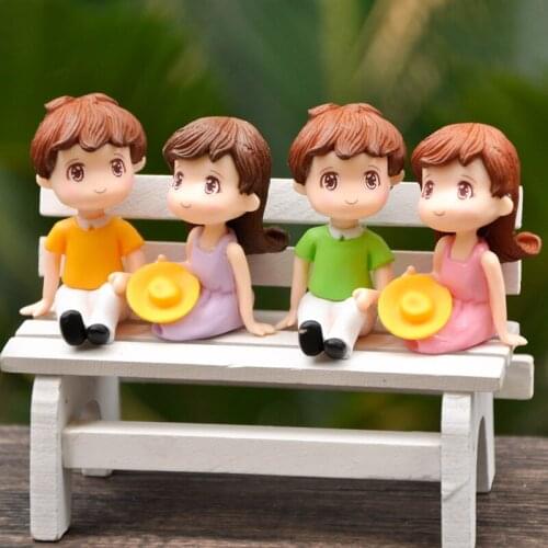 BAIUFOR 2PCS Girl + Boy Cute Cartoon Love Figure Lovers Couple Desk Home Decoration Accessories Valentines gift