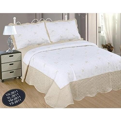 Bouti quilt sewn and embroidered, classic (YL-2611) cream, with gift quadrants