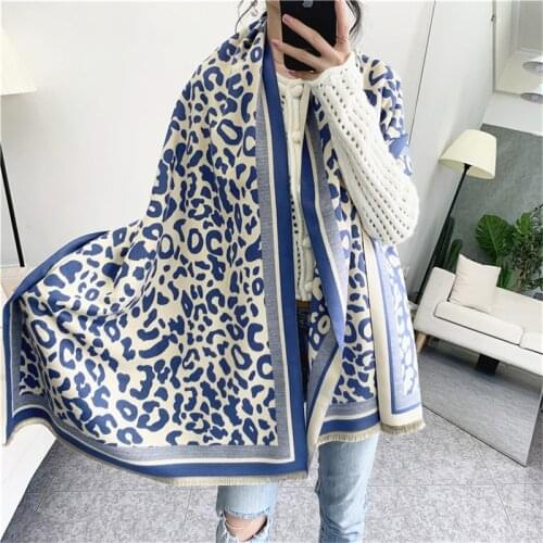 Designer Womens Autumn Winter Thick Leopard Female Scarf Warm Knitted Women Luxury Scarves Cashmere Shawls Fashion Accessories