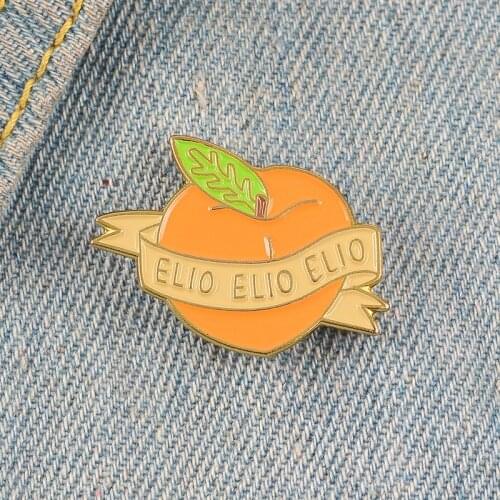 Cartoon Fruit Enamel Pins Yellow Peach Brooches Backpack Clothes Button Badge Fashion Jewelry Gift for Friends Kids