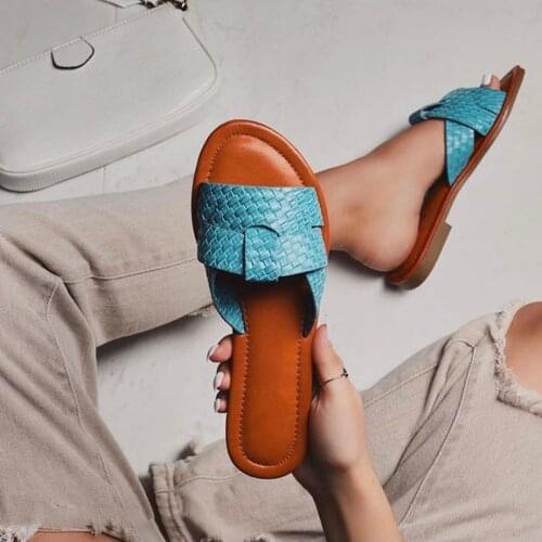2020 Summer New Womens Sandals Casual Flat Bottom Open Toes Fashion Women Slippers Roman Style Outside Wearing Plus Size Shoes