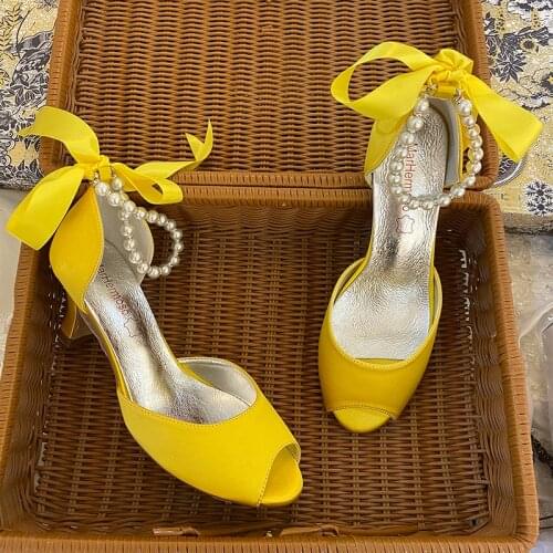 2021 Fashion Bridal Wedding Shoes Yellow Womens Pums Pearl Ankle Strap Peep Toe Ladies Casual Working Shoes