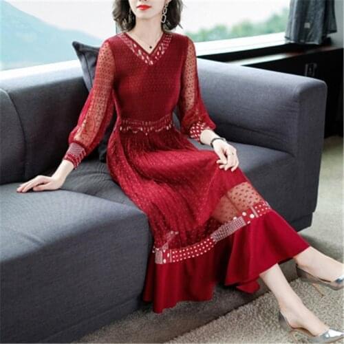 Autumn new temperament waist slimming fashion V-neck gentle light cooked wind mesh splicing dress female