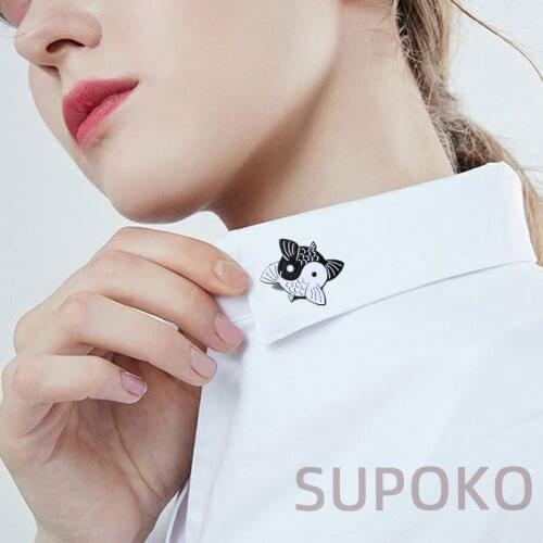 Lovely Fish Whales Badge Pin Patch Lucky Clover Insignia Green used for Coats and Bags with Free protection box Under Promotion