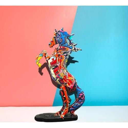 Resin Horse Statue Character Sculpture Abstract Horse Statue Art Crafts Home Luxury Bedroom Office Desktop Decoration Gift