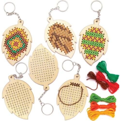 5Pcs Wooden Leaf Leaves Cross Stitch Embroidery DIY Key Ring Keychain Craft Gift