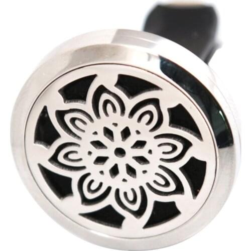 Amya Jewelry Flower 30mm Diffuser 316 Stainless Steel Car Aroma Locket Essential Oil Car Diffuser Locket Free 50Pcs Felt Pads