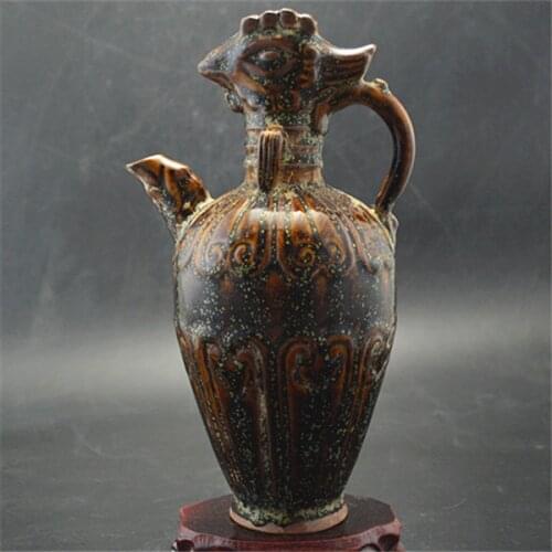 Antique Collection Song Dyansty(960-1279) yue kiln tea powder glaze carved chicken head reverse pot