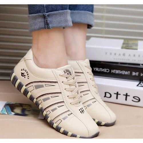 2020Spring And Autumn Womens Shoes Flat Sole Board Shoes Womens Comfortable Students' Breathable Outdoor Shoes Casual Shoes