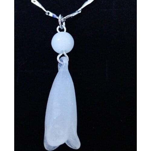 High Quality White Magnolia Flower Pendant Necklace Women Girls Fashion Jewelry Free Chain