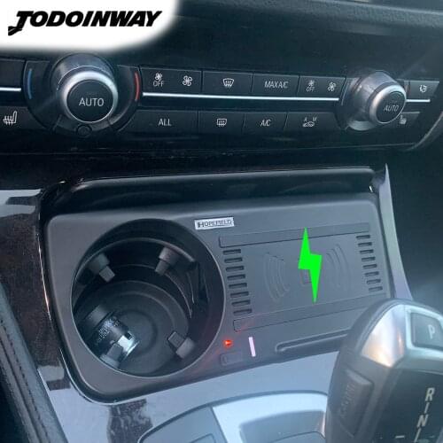 Car wireless charger for BMW 5 Series F10 F18 520 530 535 2016 2015 smart sensing charge onboard for iphone11 fast charging pad
