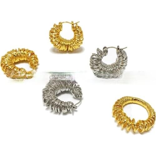 2021 new European and American winding ring earrings heavy industry hollow spiral net red ring female wholesale