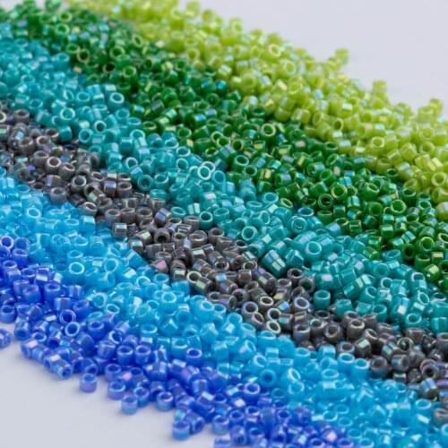 Taidian multiple color Wholesale Japanese Miyuki 11/0 2mm whole set colorful Delica galss Beads Bead Weaving Bohemian 1.6x1.3mm