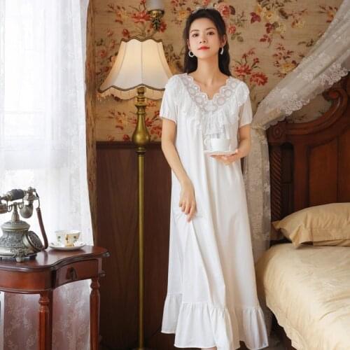 Summer Short Sleeve Cotton Nightdress White Lace Nightgowns Palace Princess Retro Long NightWear Loose Dress Plus Size Sleepwear