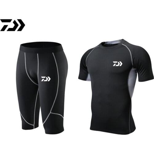 Daiwa Mens Outdoor Fishing Sports Tights Tights Suit Quick Drying Fitness Running Capris Short Sleeve Fishing Suit