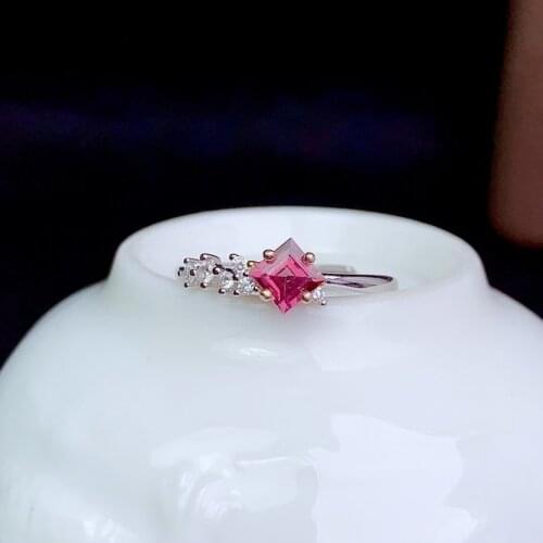 CoLife Jewelry 4mm Natural Garnet Silver Ring Fashion Gemstone Ring Dazzling 925 Silver Garnet Ring for Office Woman