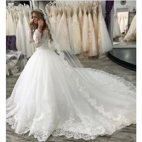 Princess Long Sleeves Ball Gown Country Wedding Dresses Bateau Neck Appliques Tutu Skirt Vintage Bride Gowns Vestido De Noiva