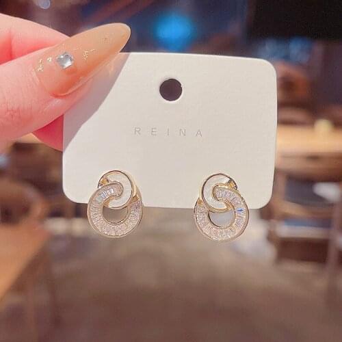 Korean New Trendy Design Simplicity Geometry Circle Earrings Women Shiny Zircon Stud Earrings Female Delicate Acrylic Ear Studs