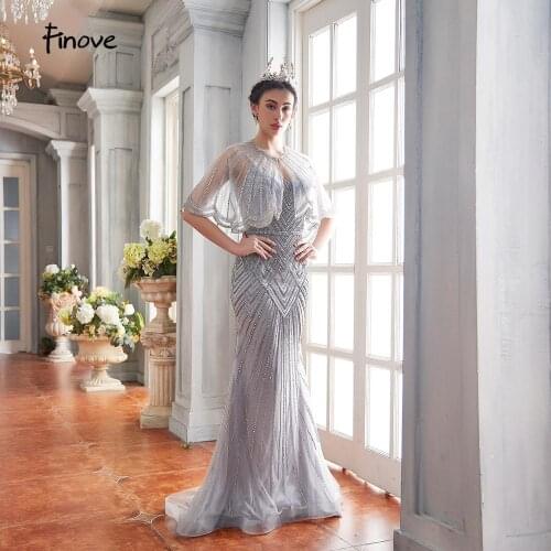 Finove robe de soiree 2020 Sexy V Neck Evening Dresses Stunning Beaded Crystals Spaghetti Strap With Shawl Long Mermaid Dresses