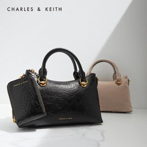 CHARLES＆KEITH New Arrival for Summer 2021 CK2-20671235 Ladies large-capacity portable messenger bag