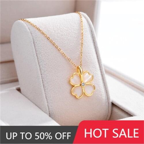 Fashion Four Leaf Clover Titanium Steel Necklace for Women Sweet Cute Pendant Necklace Female Gold Color Clavicle Chain Jewelry
