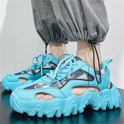 2021 Spring Summer New Mens Casual Beach Sandals Fashion Comfortable Portable Male Loafers Outdoors Frenulum Running Shoes