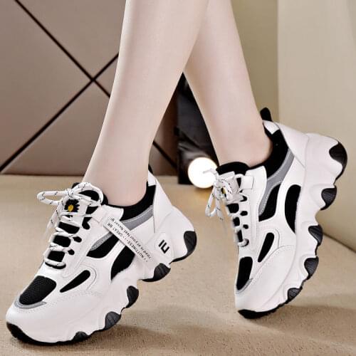 2021 Ladies New Lace-up Sneakers White Vulcanized Shoes Casual Fashion Shoes Comfortable Platform Shoes Wedges Shoes for Women