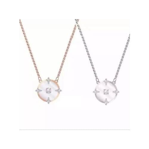 Fashion new floating disc four-claw single diamond necklace elegant temperament crystal from Swarovskis clavicle chain female
