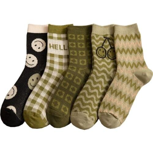 4 Pairs Korean Style Women Socks Set Winter Green Smiley Breathable Cotton Socks Cute Harajuku Bouncy Middle Tube Chaussettes
