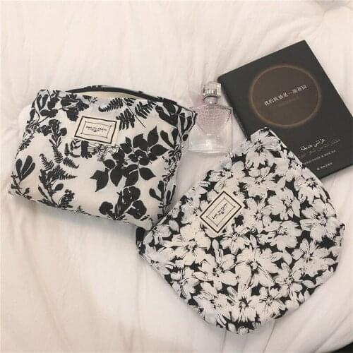Black White Floral Cotton Storage Handbag Cosmetic Bag Fine Beauty Temperament Clutch Simple Versatile Travel Shopping Storage