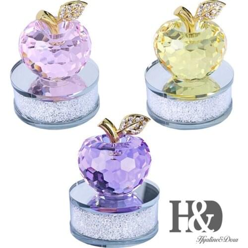 H&D 50mm Cut Crystal Apple With Rhinestone Base Souvenir Paperweight Ornament Christmas Gifts Home Wedding Decoration (3 Colors)