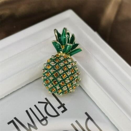 Of industry of Qingdao fine jewelry manufacturer enamel glaze new pineapple pineapple retro diamond brooch flower girl