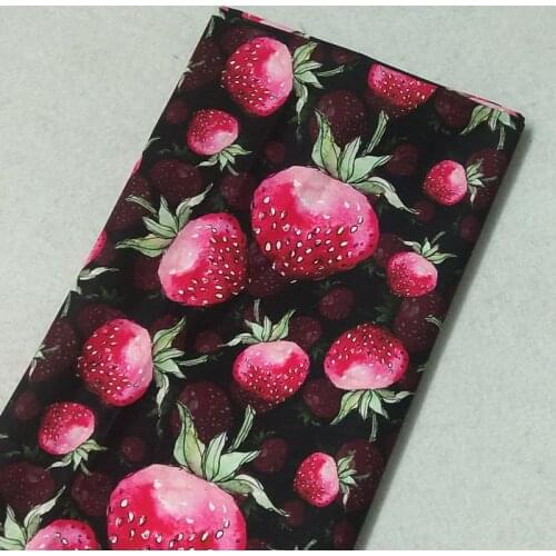 Brand New Digital Printing Vivid Fresh Strawberry Fruit Printed Cotton Fabric 50x110cm Fruit Fabric Patchwork Cloth Bag Party Ho