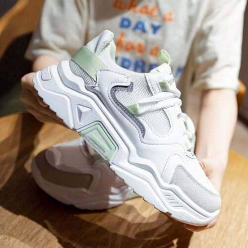 Womens Thick-Soled Sneakers 2021 New Breathable Mesh Casual Daddy Shoes Womens Spring and Summer White Running Shoes Womens